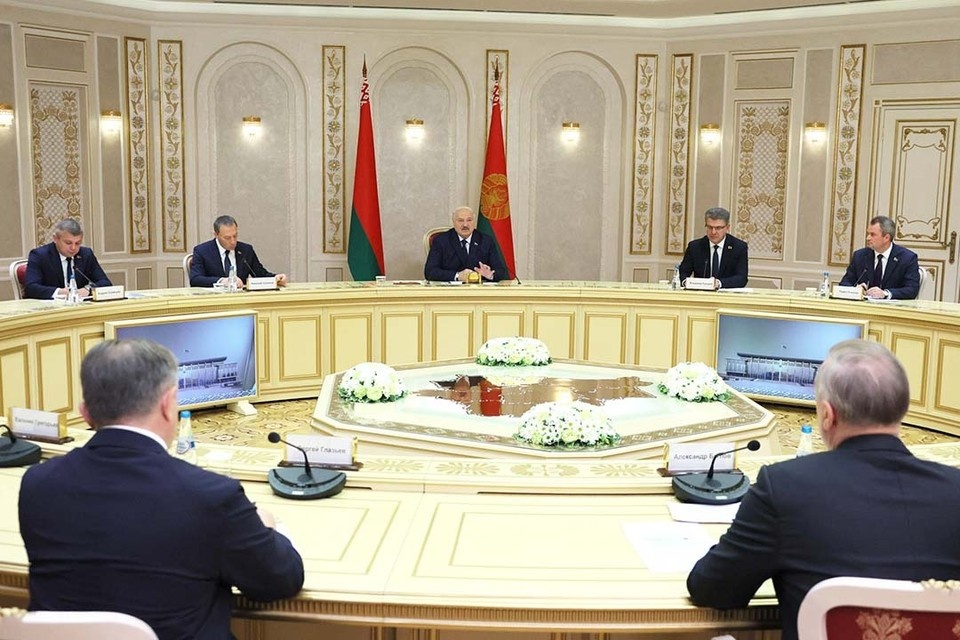    Рабочая встреча прошла в Минске. Фото: Смольный