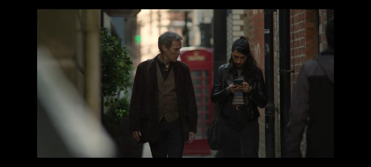 Кадр из сериала. 