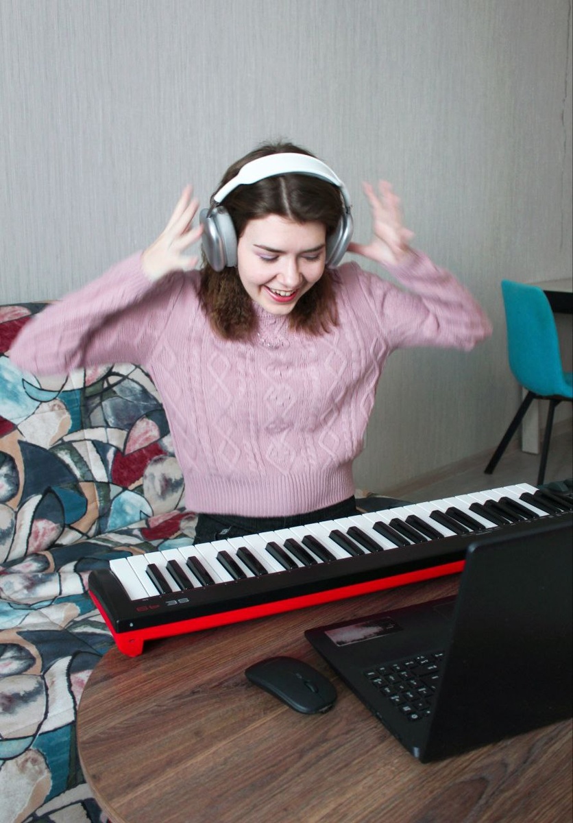 Накачала кучу плагинов и пытаюсь в них разобраться