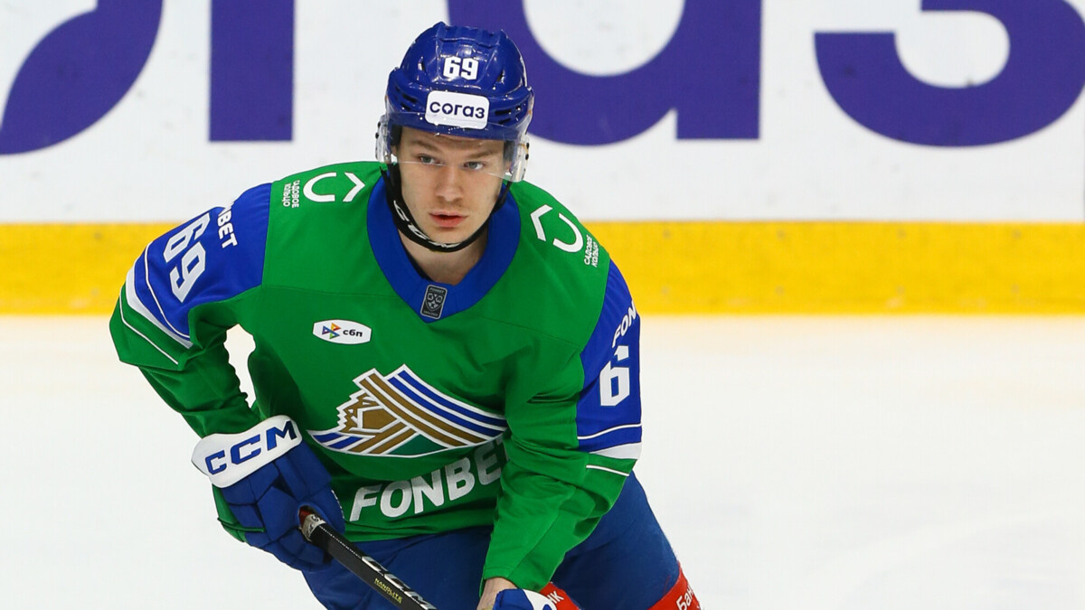 https://matchtv.ru/hockey/matchtvnews_NI2221494_Salavat_Julajev_obmenal_napadajushhego_Velikova_v_Avtomobilist