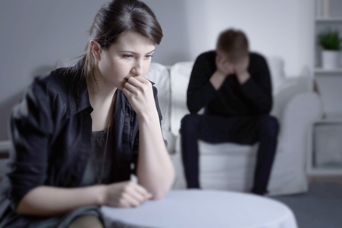 Вчера еще в глаза глядел, а ныне уж косится в сторону...