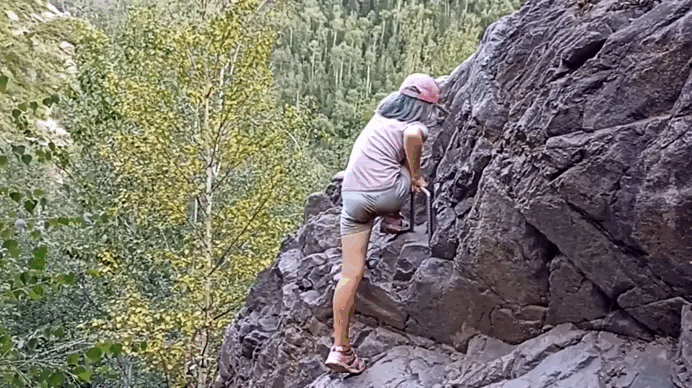 Видео снято на обратном пути, поэтому не спуск, а подъем