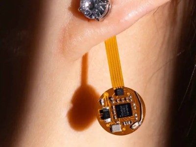    Samsung рассматривает возможность выпуска умных украшений