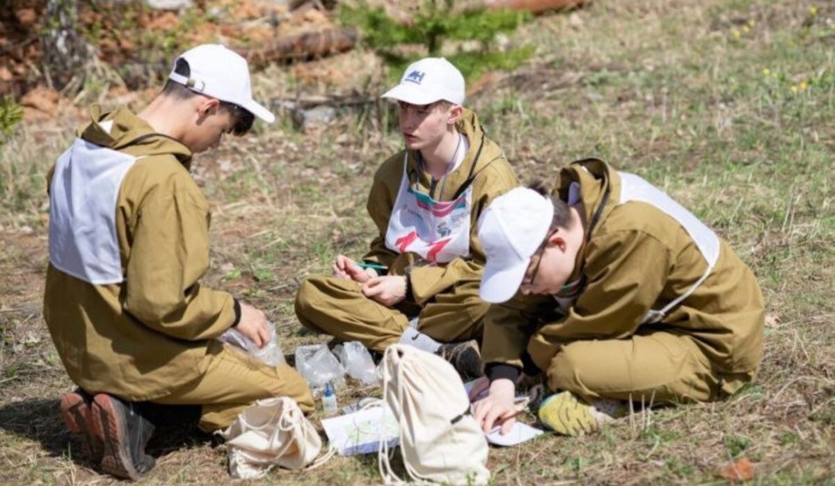     Геологи. Источник: permkrai.ru Автор фото: Пресс-служба Правительства Пермского края