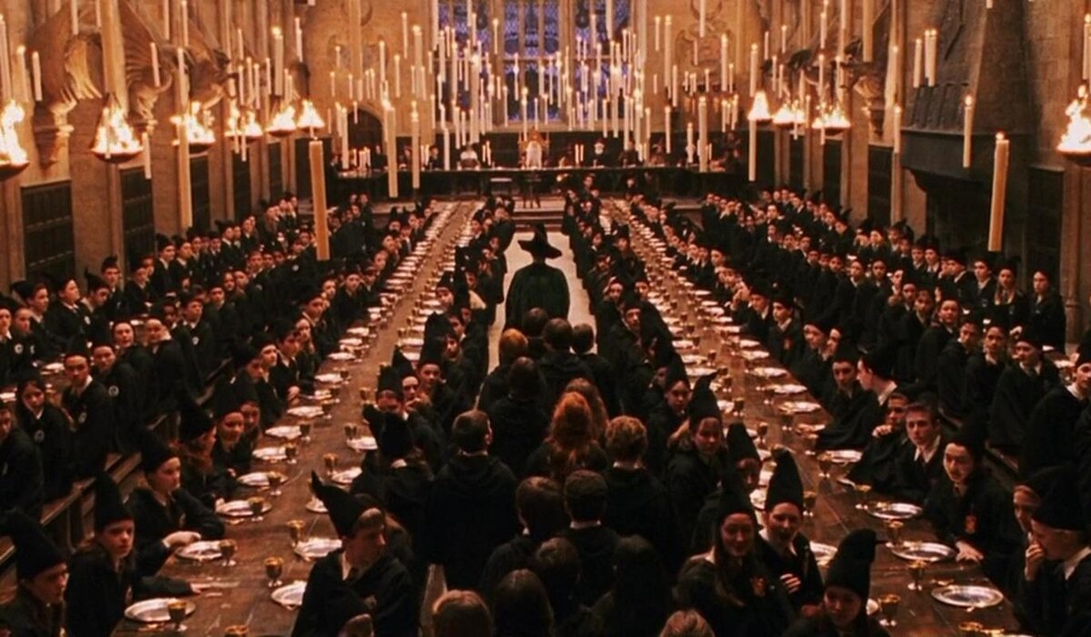     HBO опубликовала первое фото со съемок сериала о Гарри Поттере