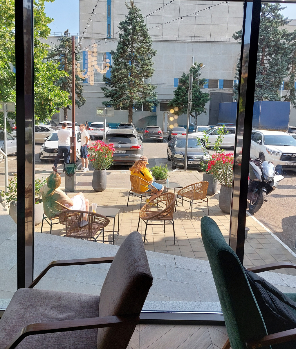  Кофейня "Зацепи кофе" в Краснодаре.