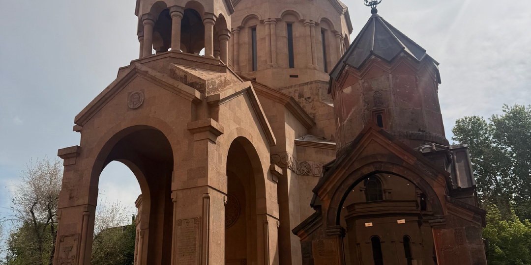 Чего я не ожидала от Армении – вместо золочёных куполов и пафоса …