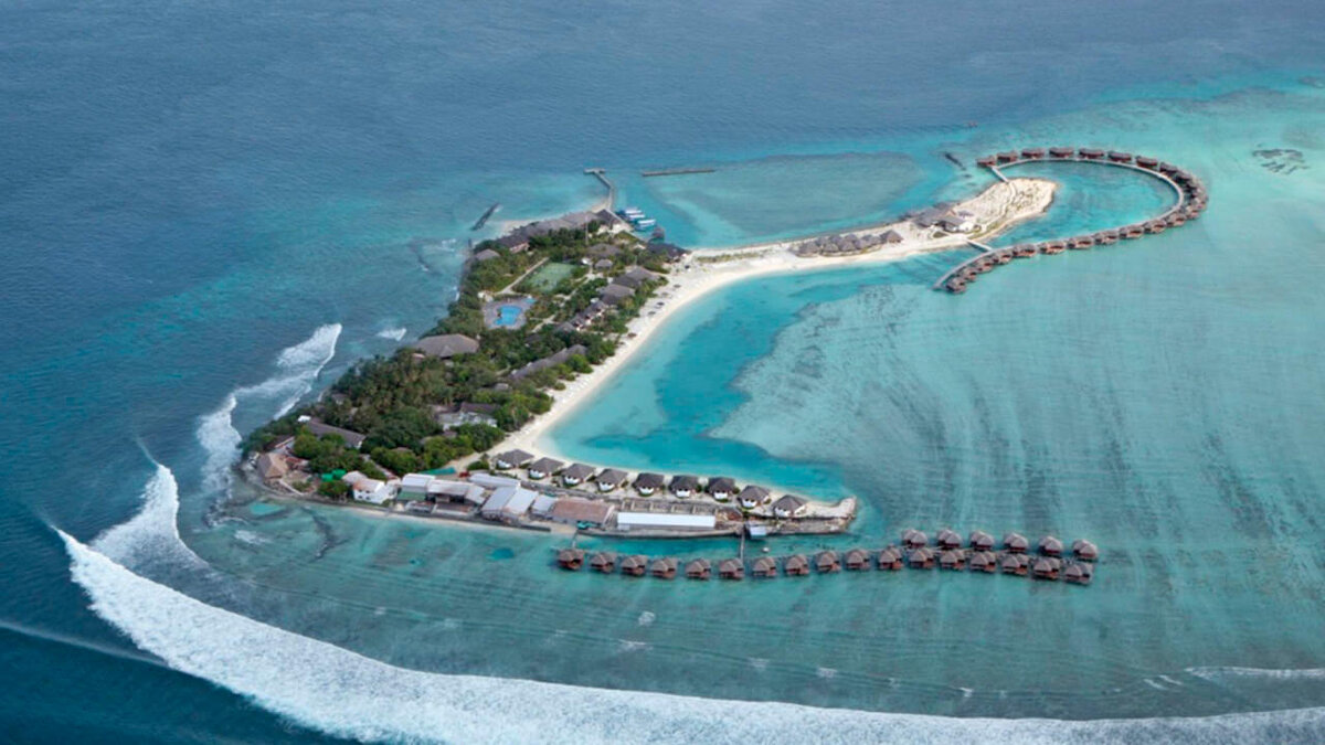 Cinnamon Dhonveli с домашним левым спотом Pasta Point – здесь начинался мальдивский серфинг