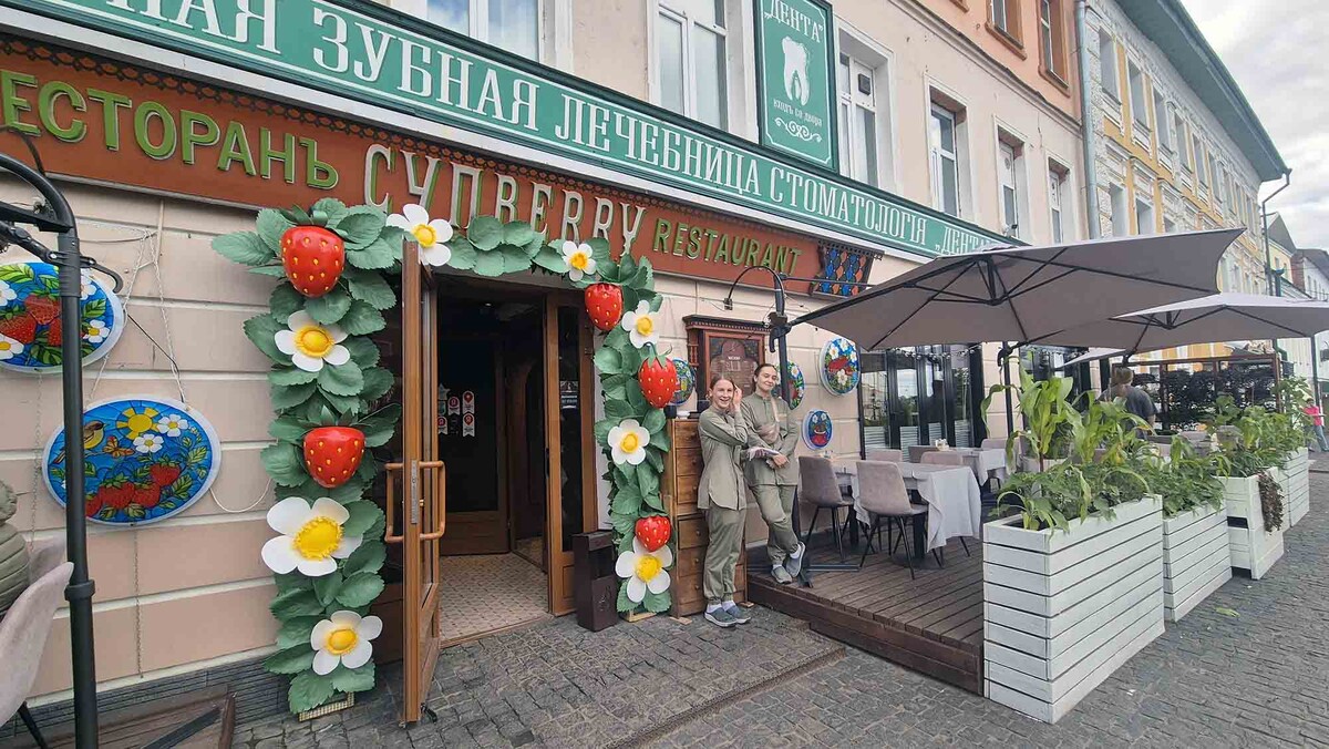 Работает летняя веранда