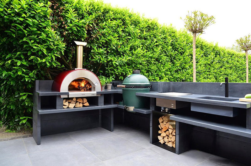 Уличные кухни ASTOV: всесезонные модульные кухни из металла и керамогранита