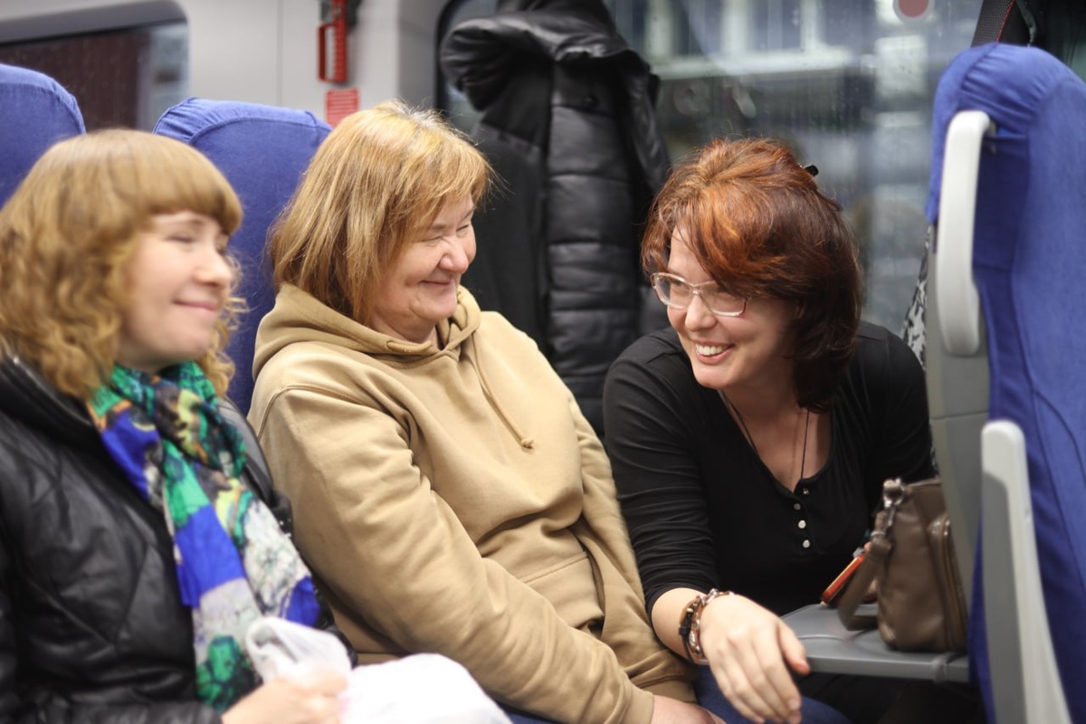 Курские добровольцы в поезде