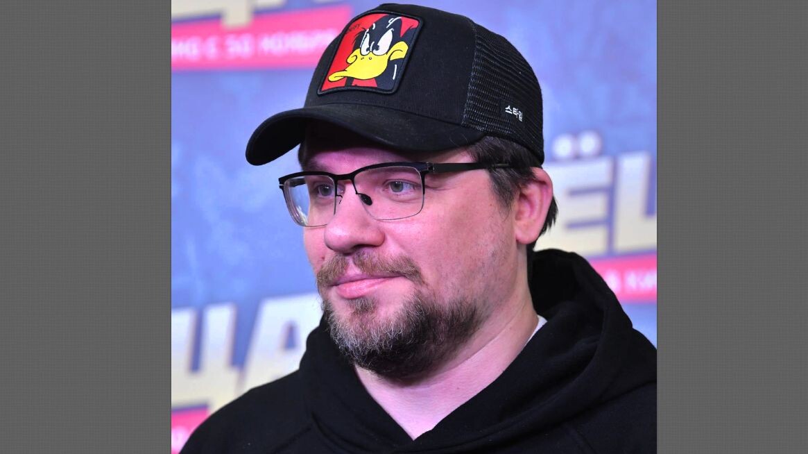 Смешной. обаятельный бульдог