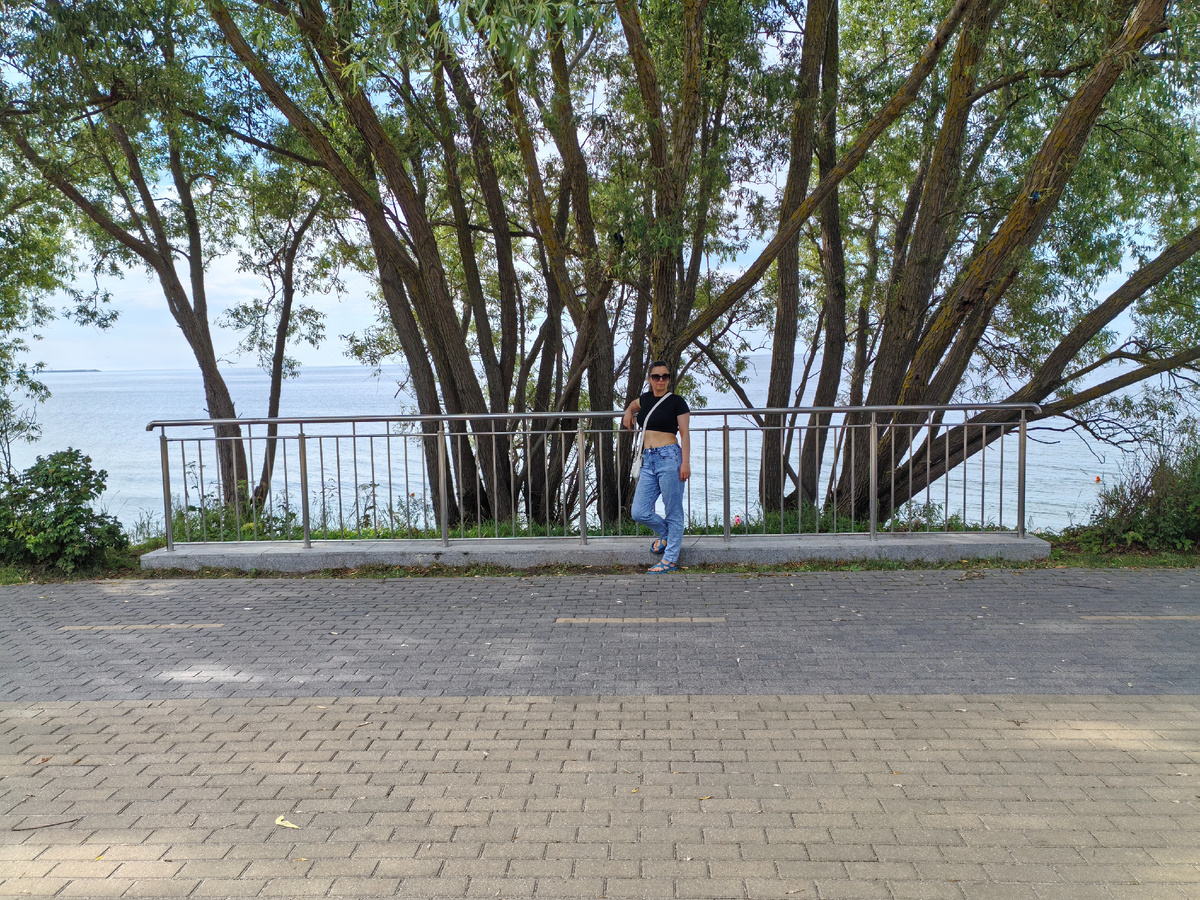 Привет из Зеленоградска. Калининградская область. За моей спиной наше Балтийское 🌊