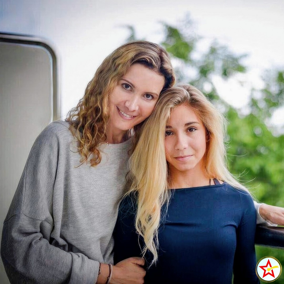 На фото: Этери Тутберидзе с дочерью Дианой Дэвис