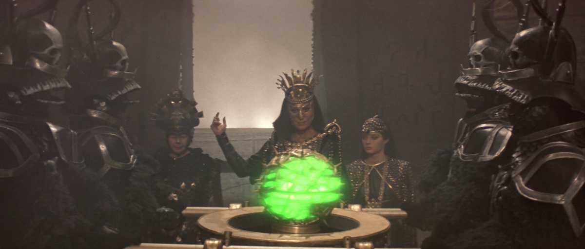 Воительница и зловещий талисман... Кажется, кто-то посмотрел «Тяжёлый металл»