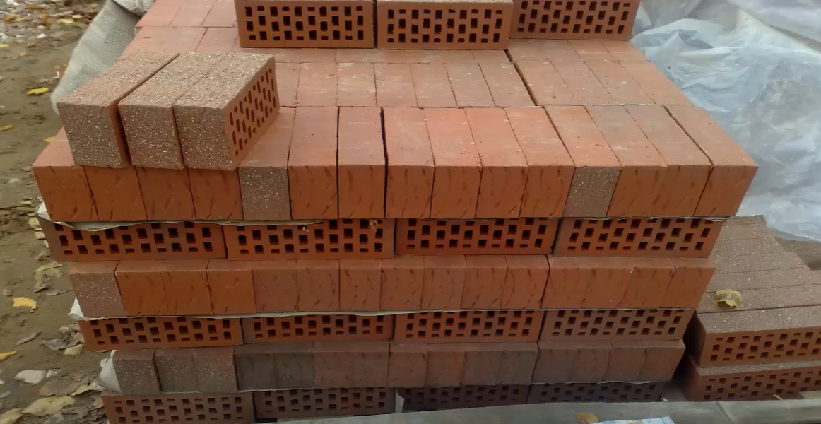 Клинкерный фасад: “Венец творения” или “Головная боль”? Экспертный гайд по выбору