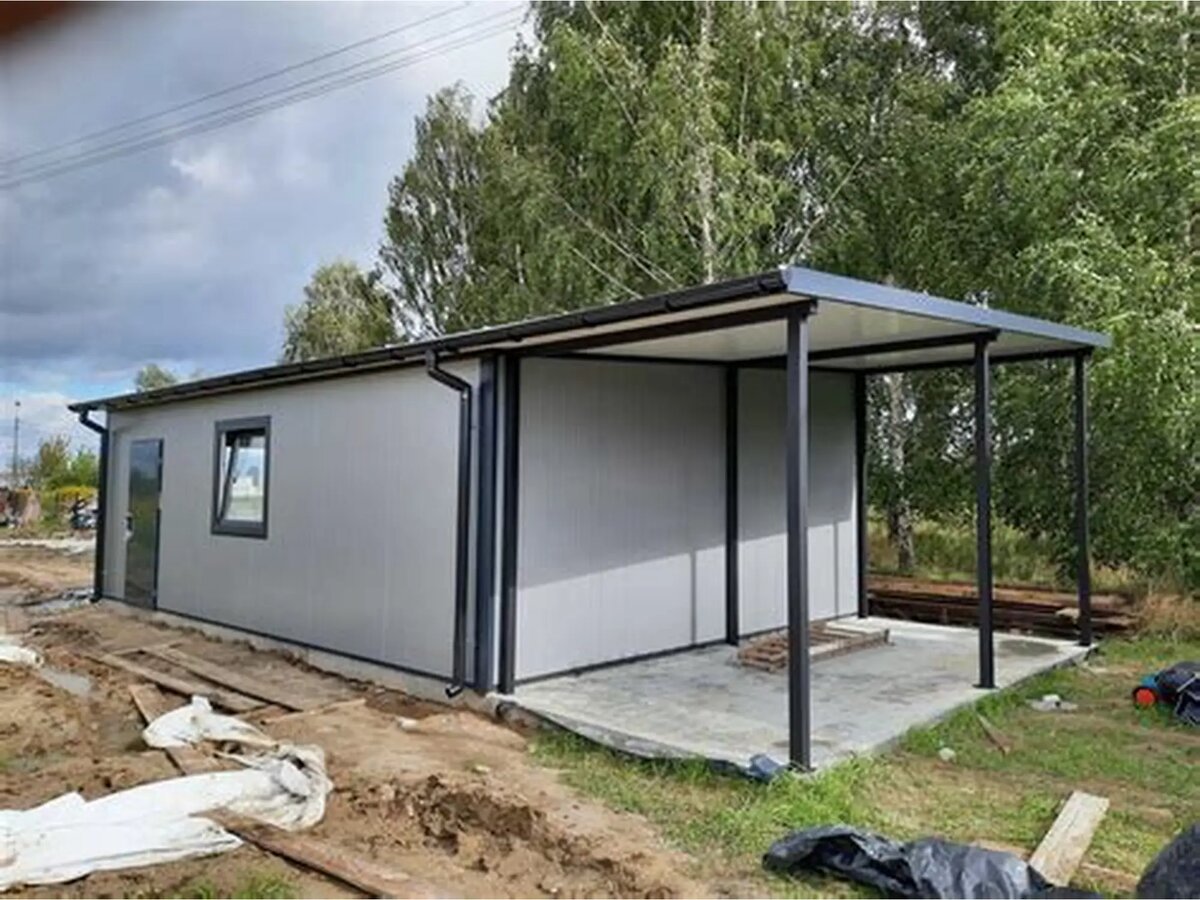 Бытовка — как временный домик на участке и будущая баня.