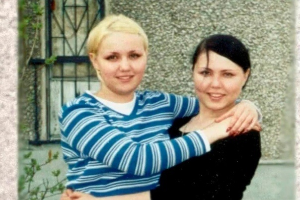 Олеся и Лилия. https://sun9-72.userapi.com/impg/DHmQUUPaIy-Bss157syXt502ozKkpyV5py-NzQ/t6KFbQymRPI.jpg?size=604x403&quality=96&sign=94a34b2cdc5b87c3ce675cfcaa2ec8db&type=album