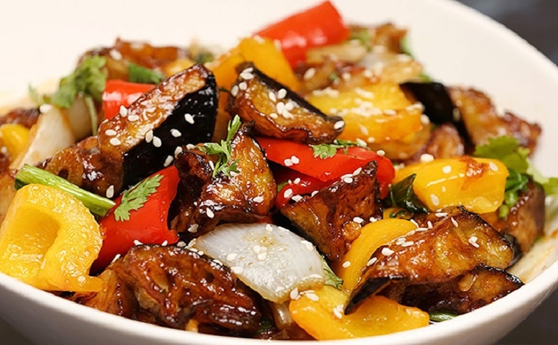 Баклажаны по-китайски с кисло-сладким соусом — откройте новый вкус!