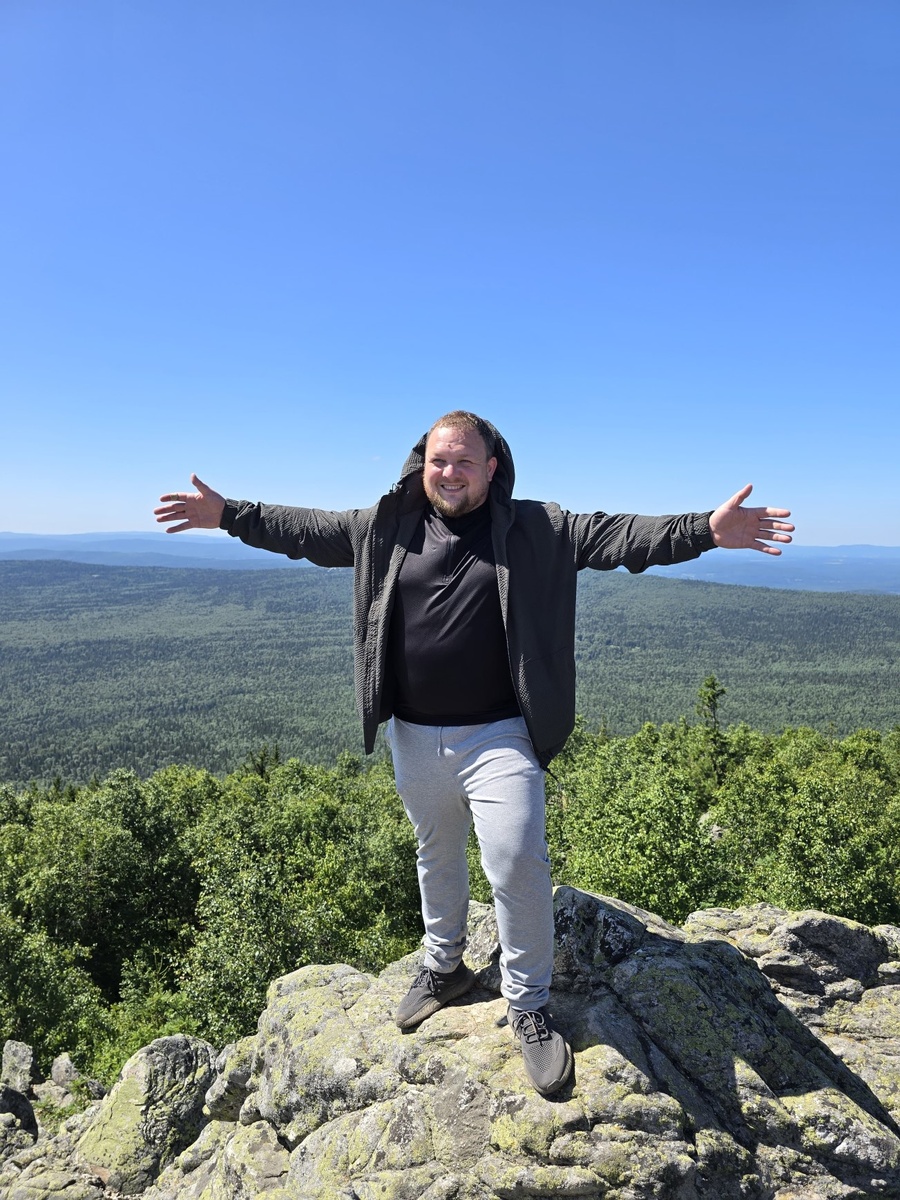 На высоте 1041м. 