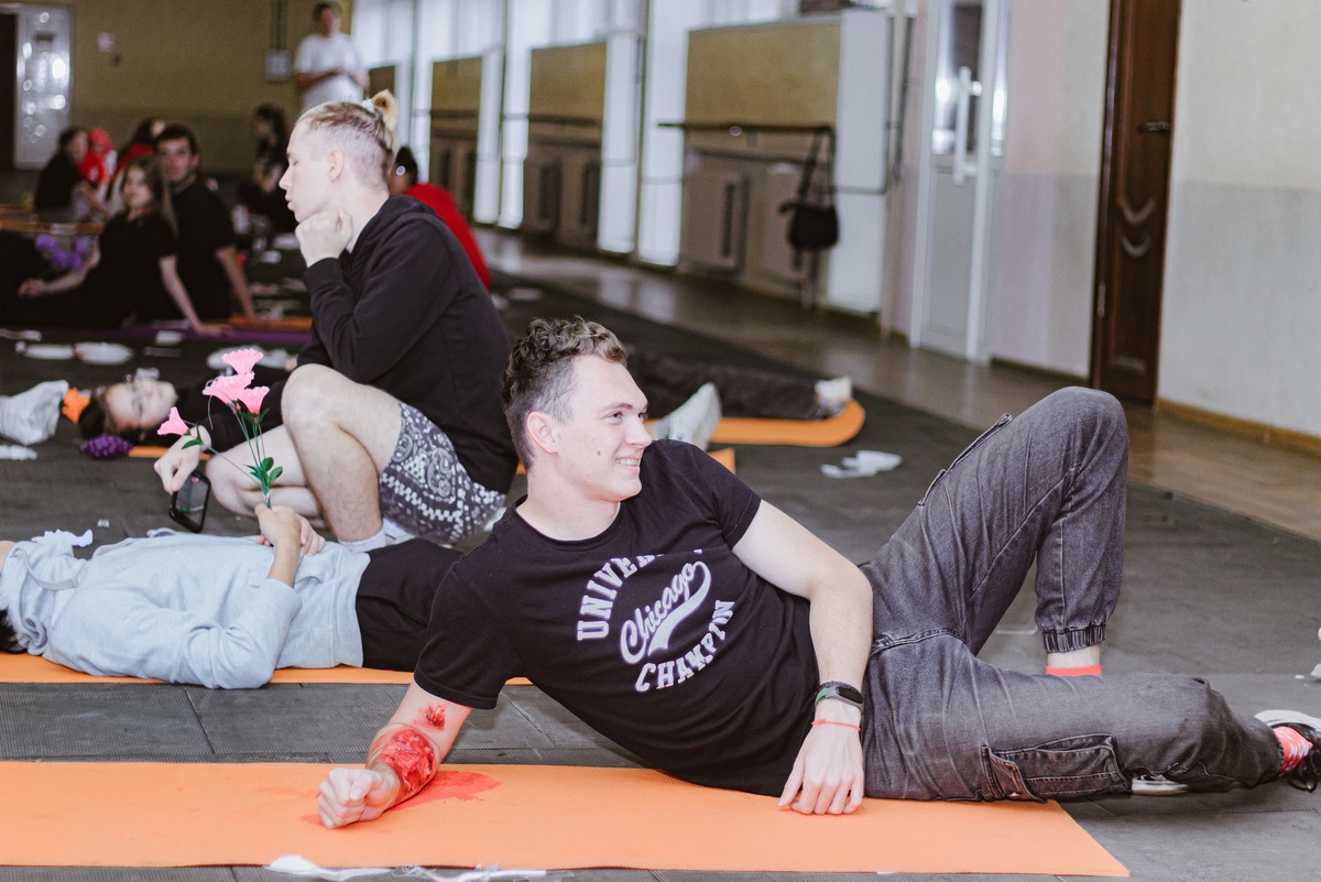 Чемпионат по основам оказания первой помощи. Сильное кровотечения предплечья.