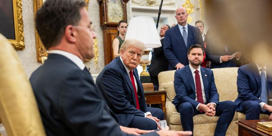 Источник: X White House