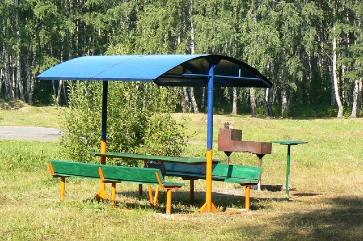    В Губкинском завершаются работы по благоустройству в 17-м микрорайоне