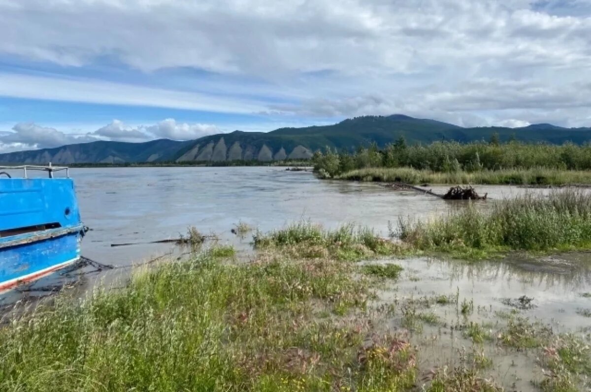    Участок федеральной трассы «Колыма» перекрыт из-за паводка в Якутии
