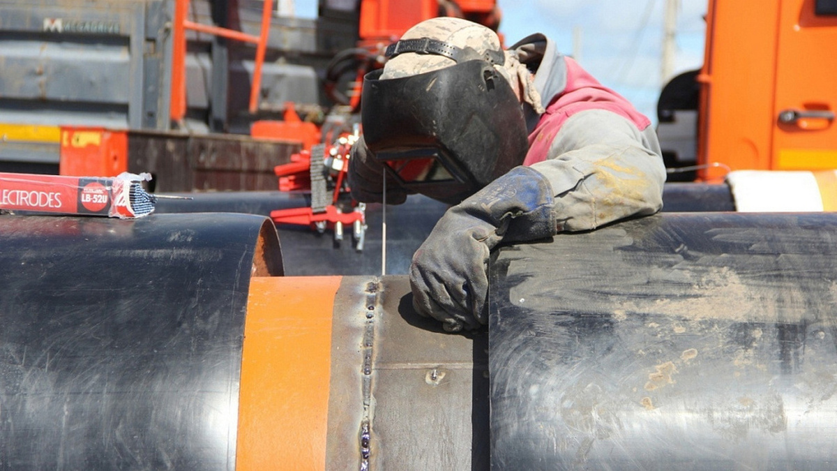    В Центральном округе Курска проводят испытания на теплосетях