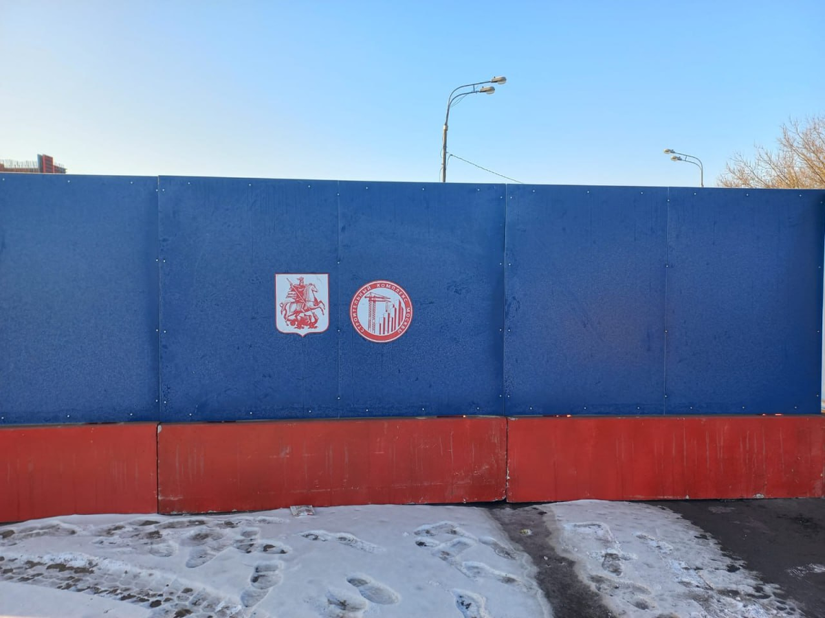 для разделения потоков людей на спортивных мероприятиях
