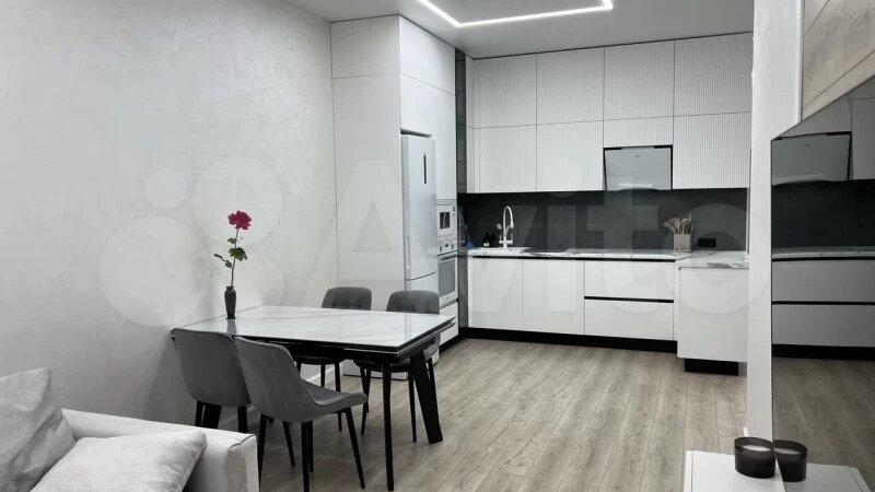     Трешка для «Красавицы и Чудовища» продается в Барнауле за 20 млн рублей «Авито»