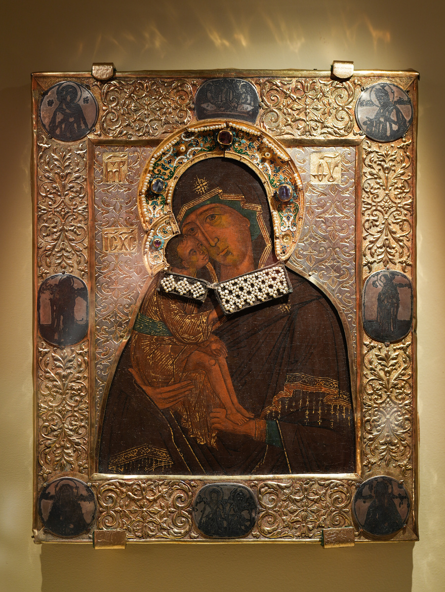 Икона «Богоматерь Донская». конец XIV – начало XVв. Вклад Б.И.Сукина, на окладе прп. Сергий. Выставка "Любовью и единением спасемся"
