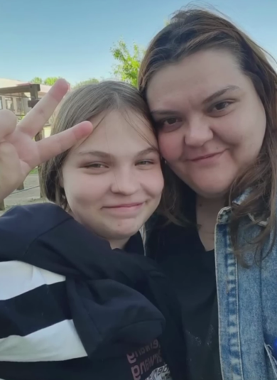 Фотография Киры с матерью