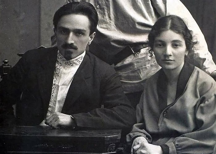 Анастас Микоян и его жена Ашхен в молодости