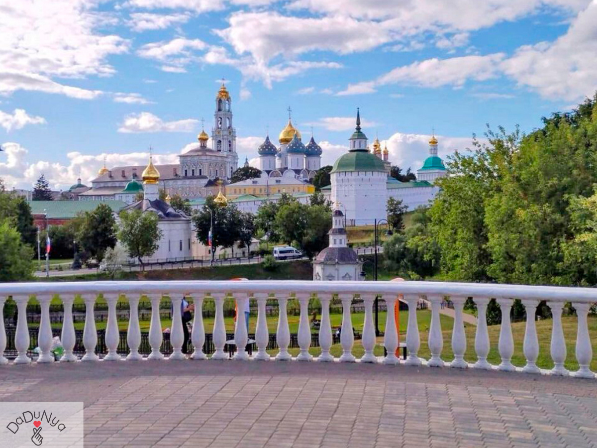 Смотровая плоадка на Блинной горке. Московская область, Сергиев Посад, Вознесенская улица
