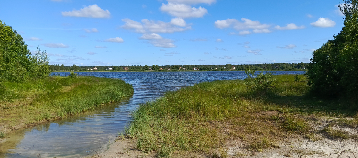 ФОТО СДЕЛАНО В 8:31 НАМНОГО РАНЬШЕ В КОНЦЕ ИЮНЯ, НО КУПАЛСЯ Я НЕ ЗДЕСЬ, А В ГОРОДЕ В ПАРКЕ. НА КАРТИНКЕ ЭТО ОЗЕРО НАХОДЯЩИЕСЯ ЗА ГОРОДОМ ВООБЩЕ, НО КУПАТЬСЯ ТОЖЕ НЕ ЗНАЮ, МОЖНО ИЛИ НЕЛЬЗЯ. ЗА ТО КАРТИНКА В ТЕМУ ДЛЯ СТАТЬИ. ВОТ БЫ НА РАССВЕТЕ И В ЭТОМ МЕСТЕ ИСКУПНУТЬСЯ😊