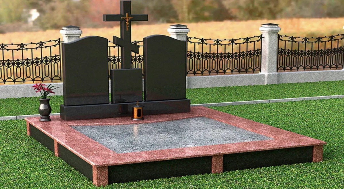 Как похоронить родственника рядом