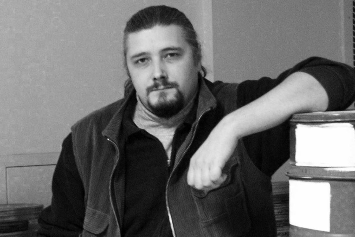     Умер от тяжелой болезни в 51 год режиссер мультфильмов «Подкидыш» и «Латекс» Андрей Соколов