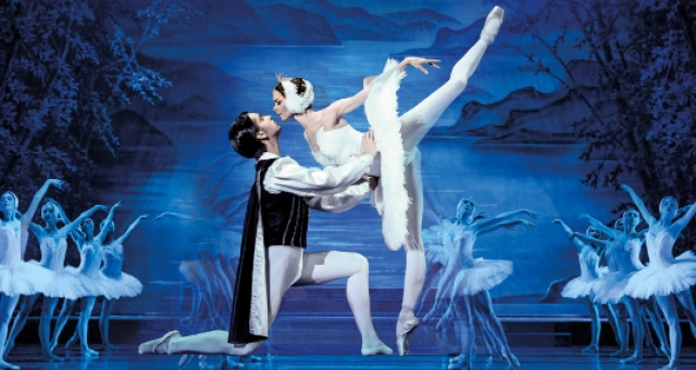 Балет «Лебединое озеро» в Государственный Кремлевский Дворец - MOSBILET.ru