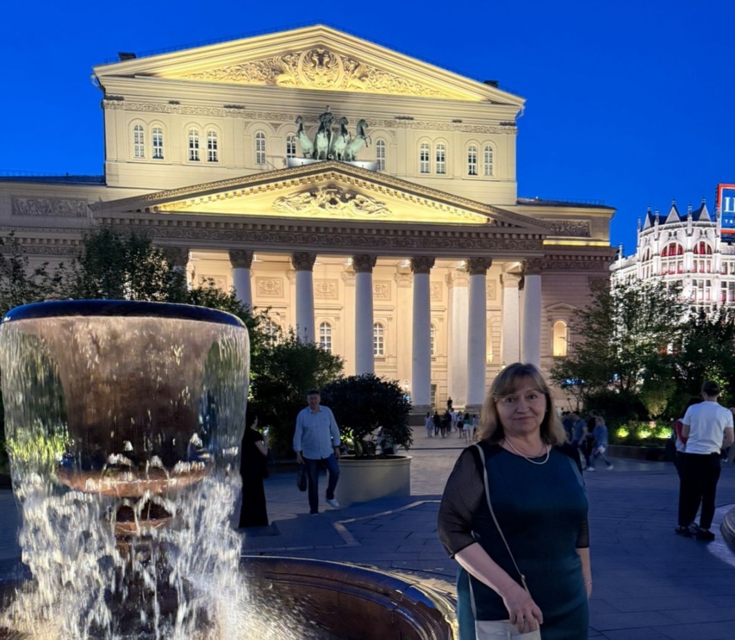 Довольная я после спектакля