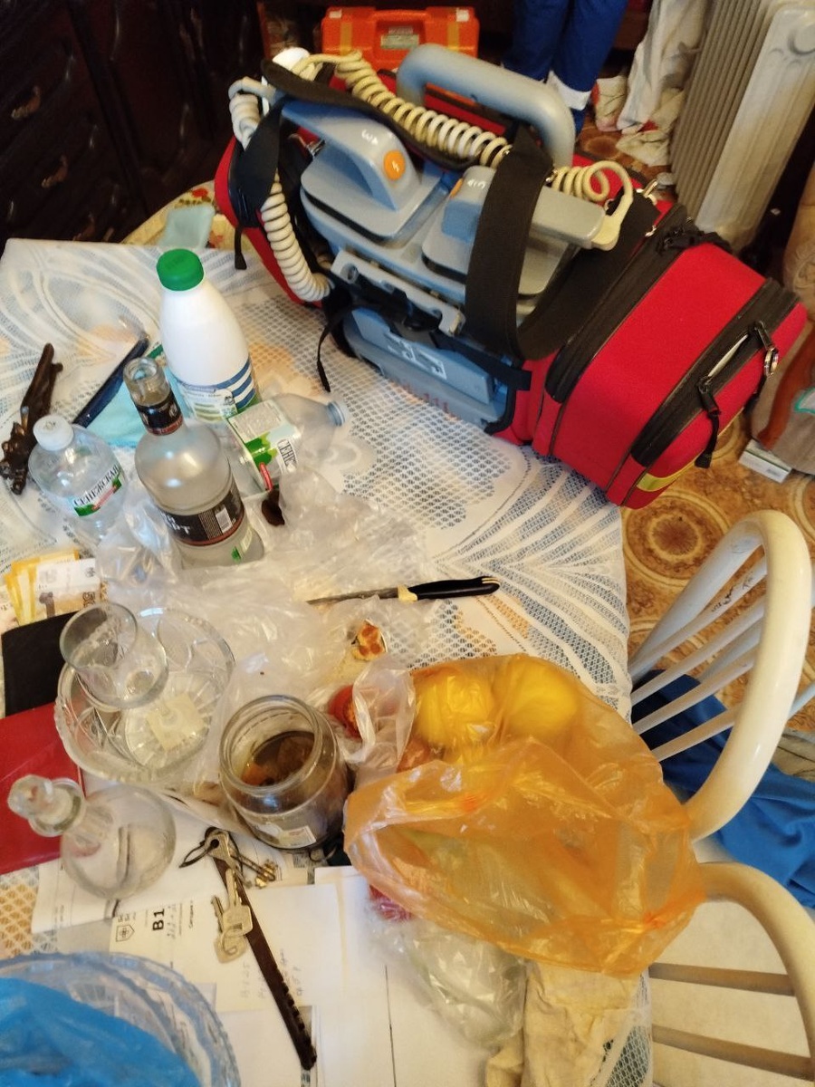 Так выглядит стол пациента в декабре того года.