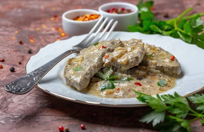 Щука в сметане