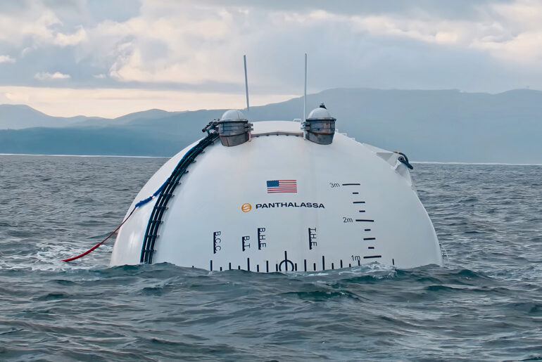 Буй Ocean-2 в водах Тихого океана