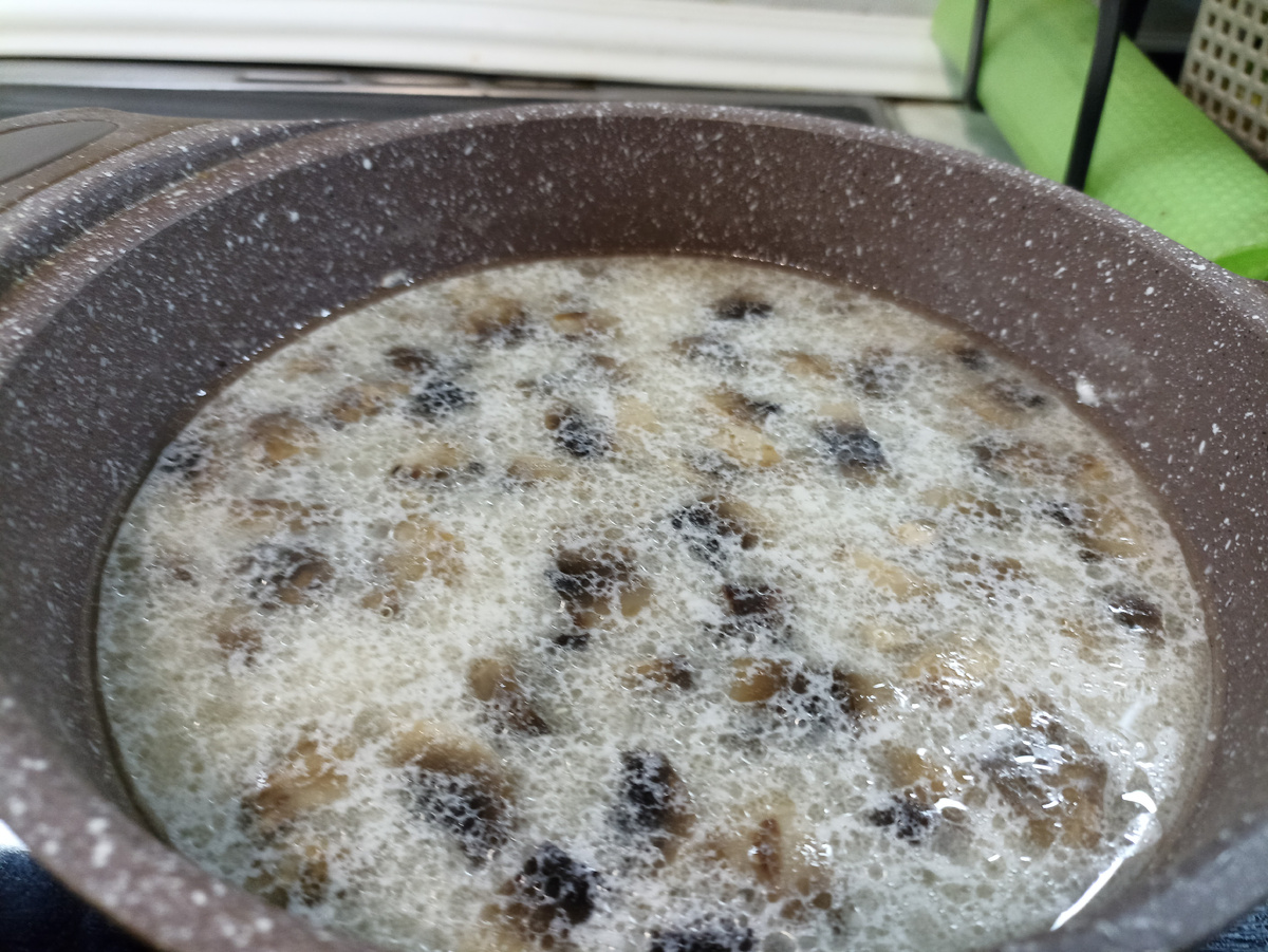 Суп с грибами и сливочным сыром 