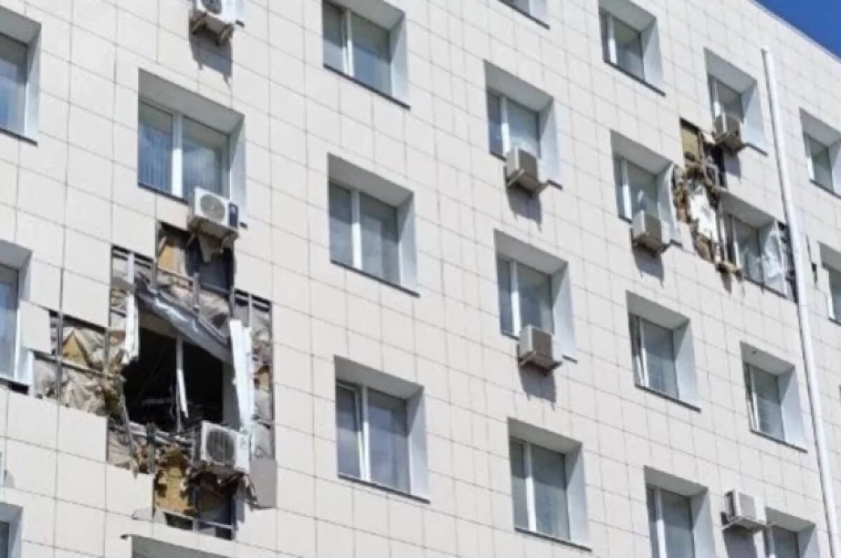    Гладков: дроны ВСУ продолжают атаковать здание суда в Белгороде