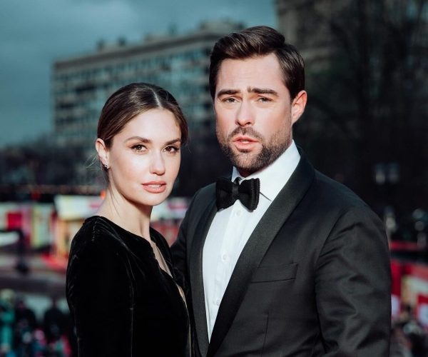    Агата Муцениеце и Иван Чуйков. Фото: МК