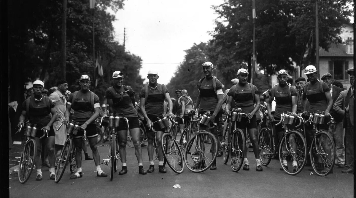 Фото: «Тур де Франс». 1932 год. Источник: Bibliothèque nationale de France