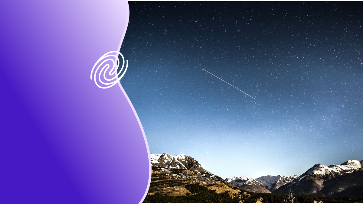 Для предсказания достаточно всего двух точек: входа в атмосферу и исчезновения. Коллаж: медиацентр УрФУ.