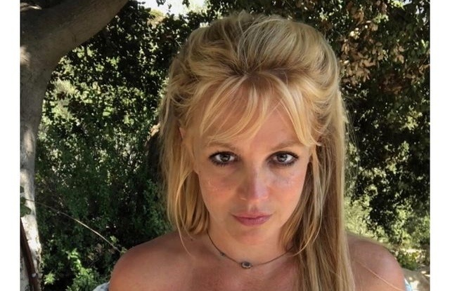    Фото: @britneyspears Андрей Краснов