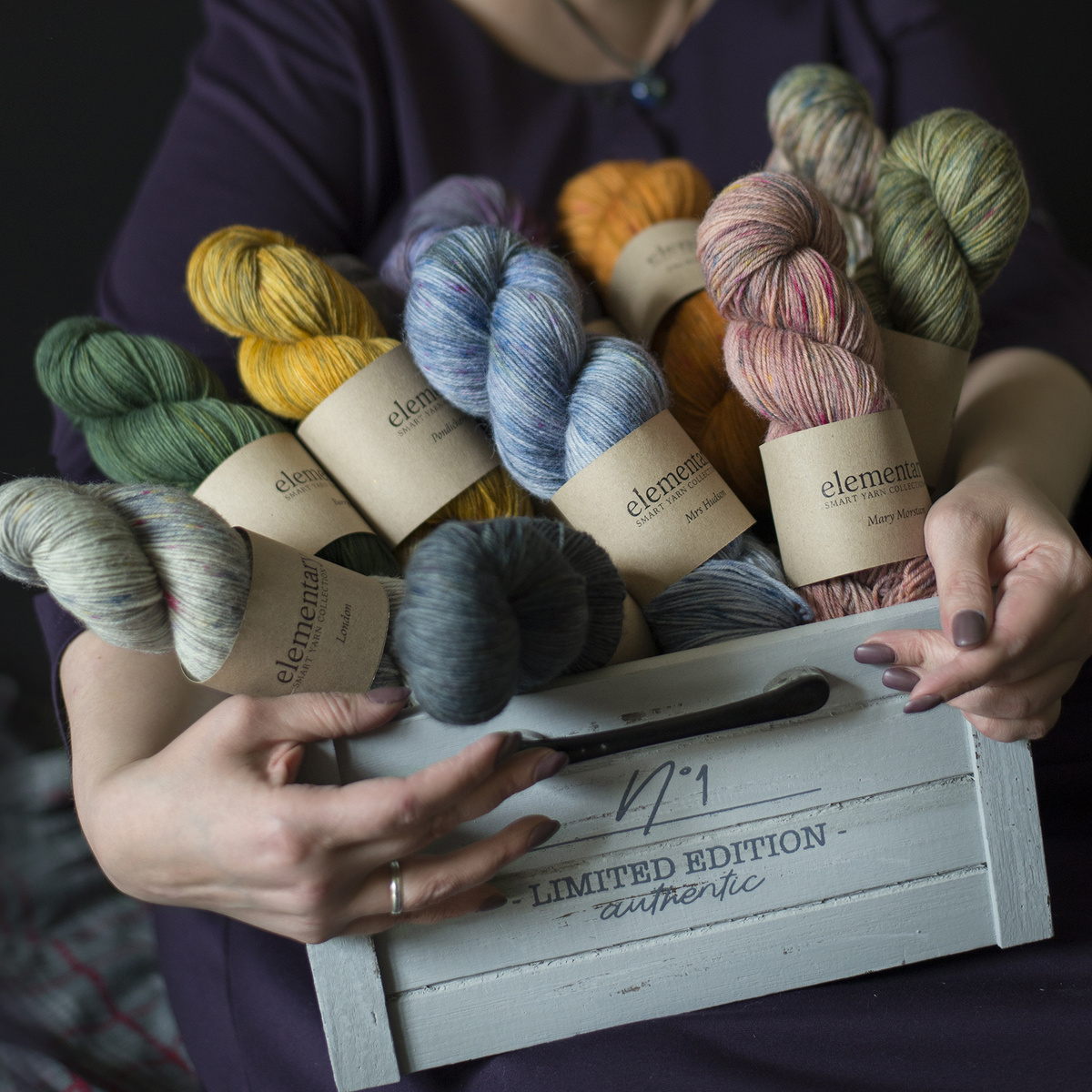 Все цвета первой версии коллекции Elementary